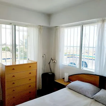 с морской панорамой